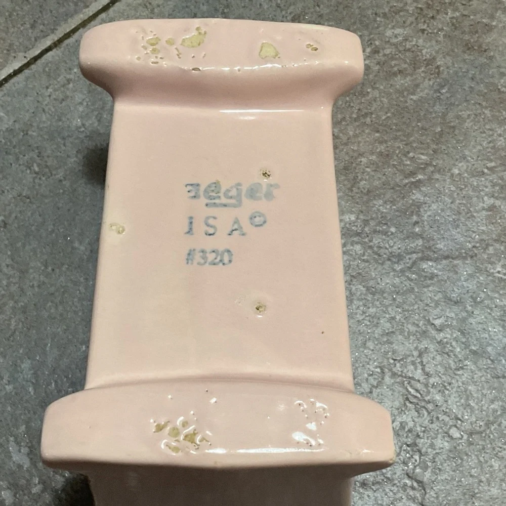 Elegant Pink Ceramic Bath Accessory